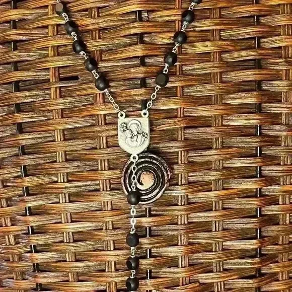 Vintage Carved wood bead st joseph rosary - Picture 2 of 7